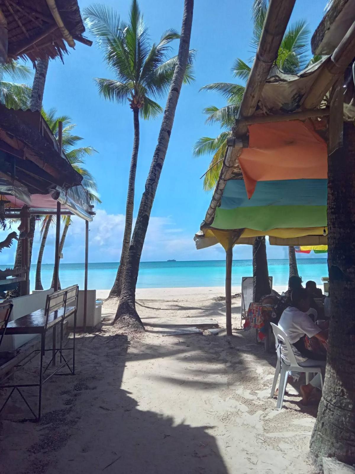 Mr Holidays Hotel Balabag (Boracay) Exterior foto