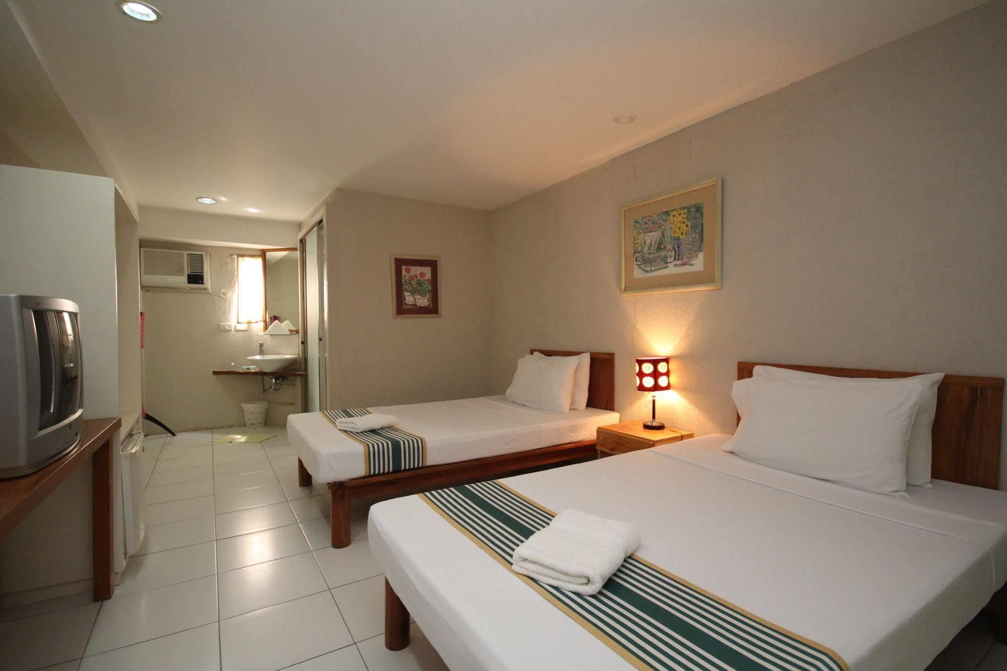 Mr Holidays Hotel Balabag (Boracay) Exterior foto