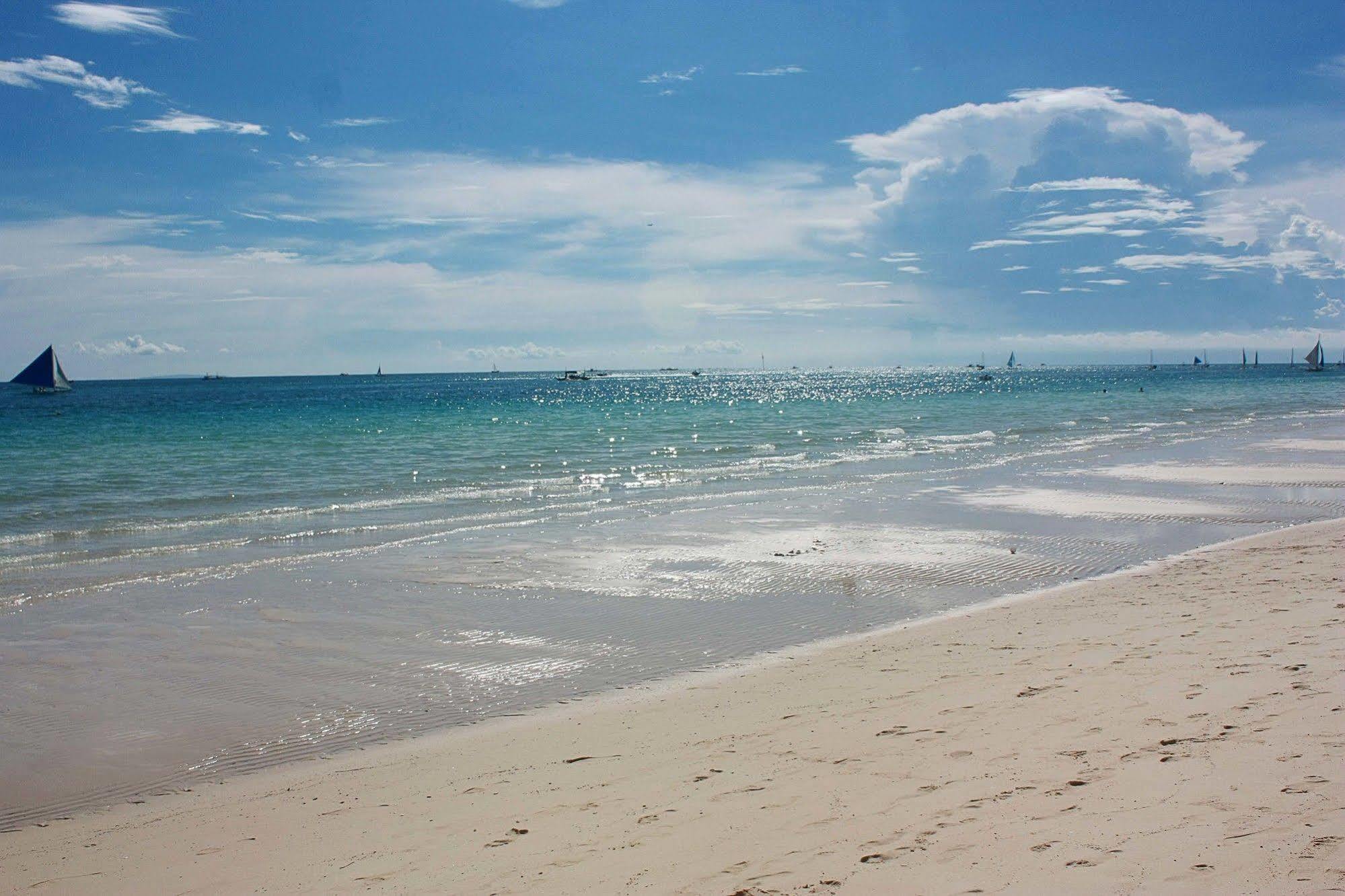 Mr Holidays Hotel Balabag (Boracay) Exterior foto